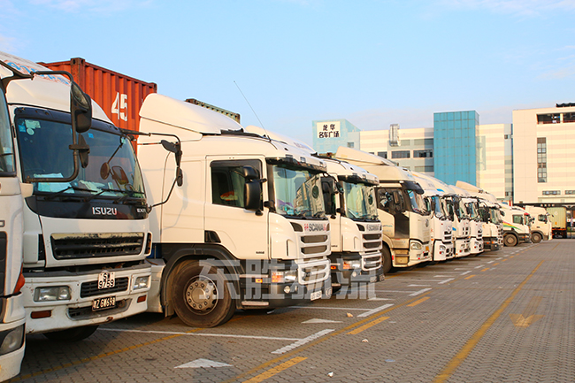 東勝車(chē)隊(duì),中港車(chē)隊(duì),中港車(chē)行,中港特種車(chē),中港車(chē)行往返運(yùn)輸-東勝物流