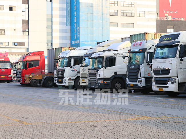 中港拖車從莆田到香港貨運，莆田運輸?shù)较愀?價格優(yōu)，時效快！