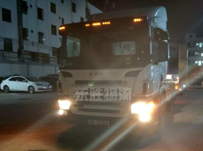 小轎車托運到香港，轎車運輸香港案例圖